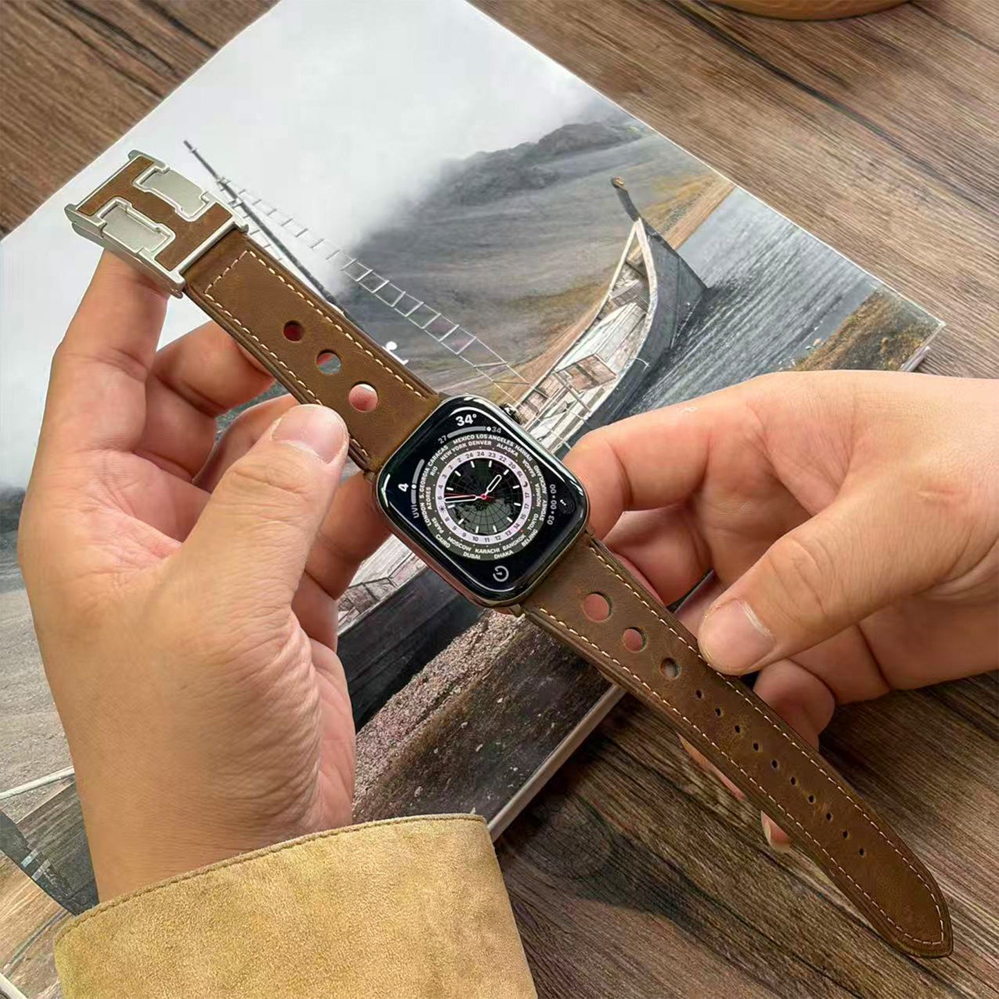 LX Leather Magnetic Buckle Band For Apple Watch
