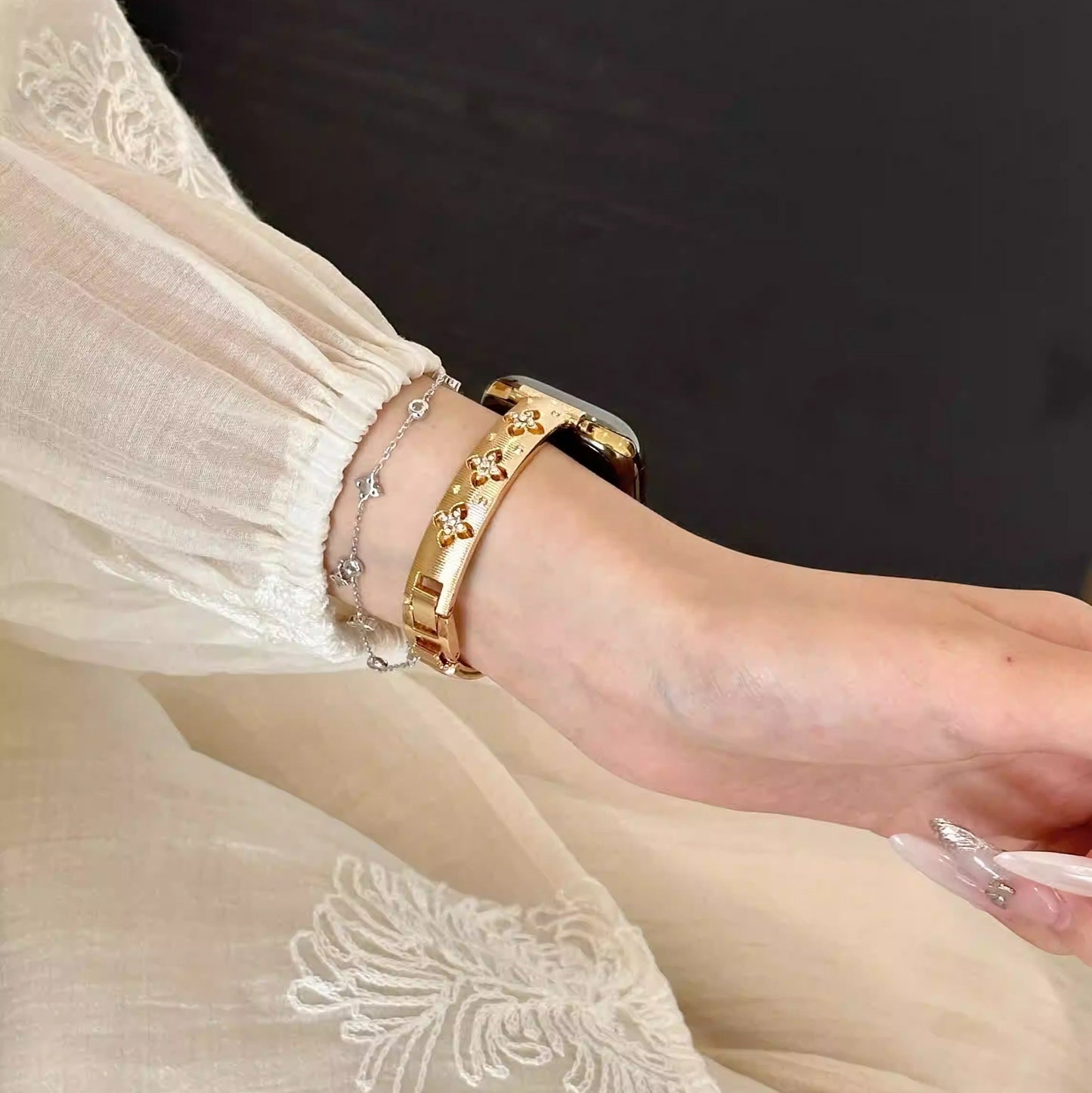 Glam Stainless Steel Strap