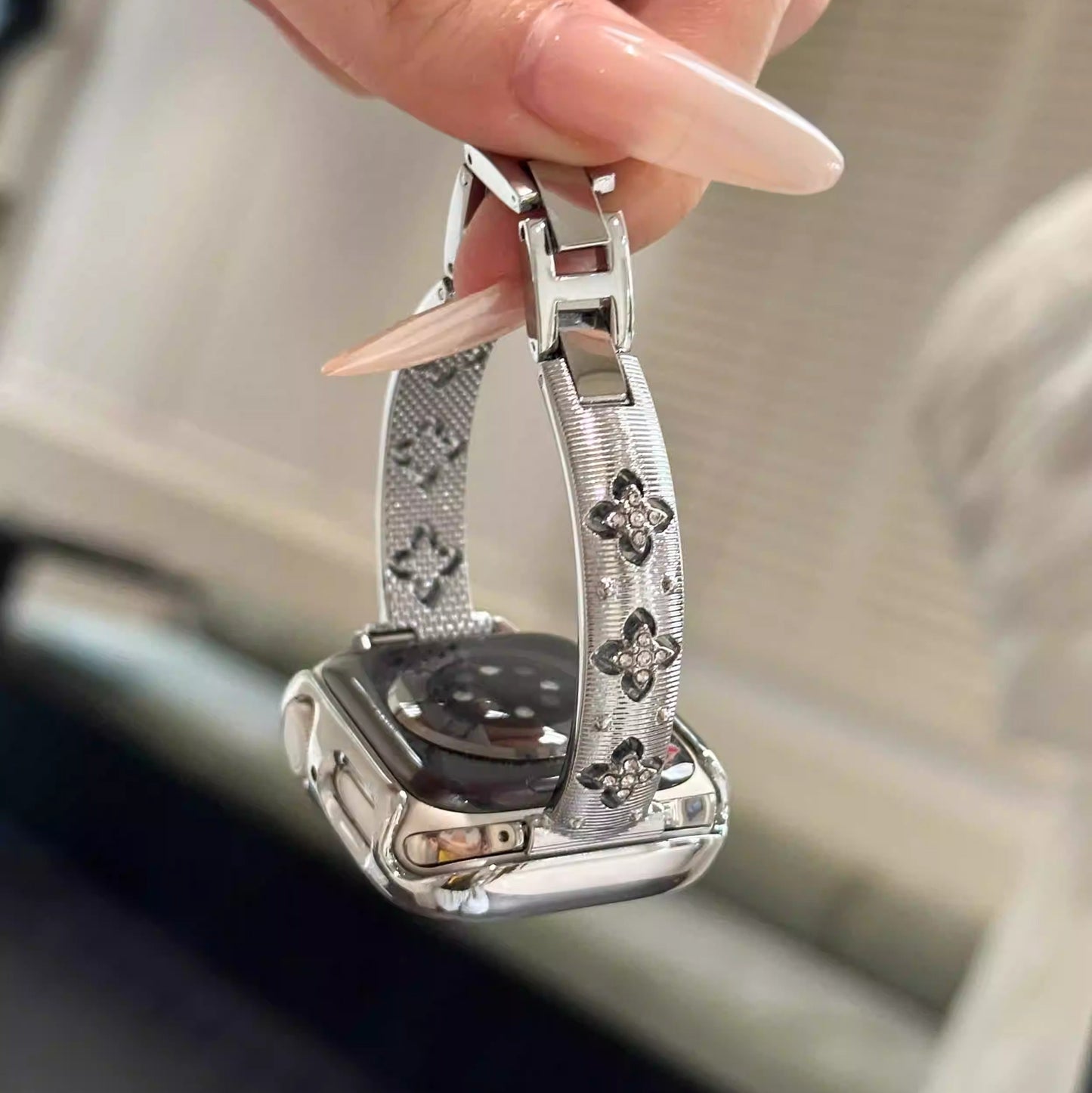 Glam Stainless Steel Strap